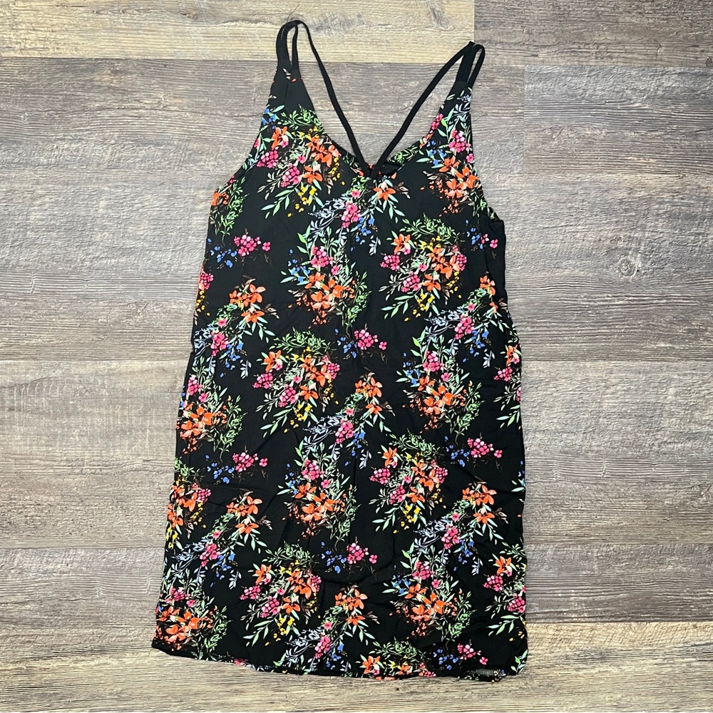 RD Style Black Dress with Floral Accents size small S B137 - Picture 4 of 4
